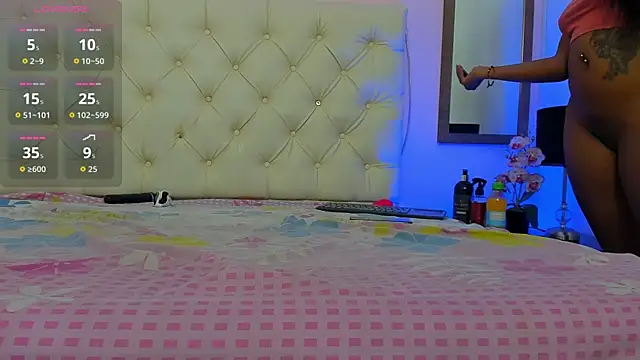 ElisabethMassey online show from September 16, 1:41 pm