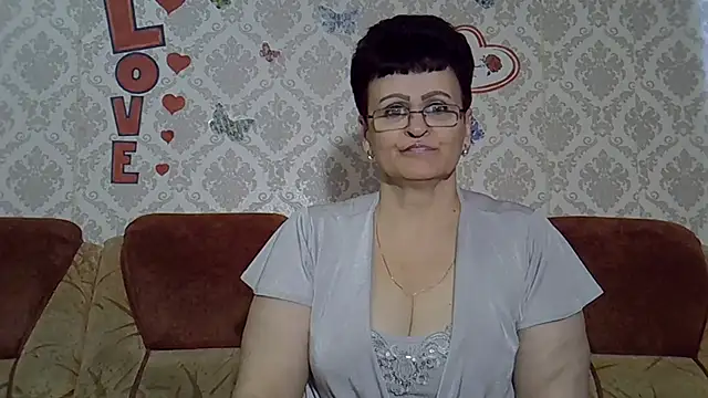 Snapshot of PaulaGolden chatting on October 3, 7:46 am PaulaGolden online show from October 3, 7:46 am