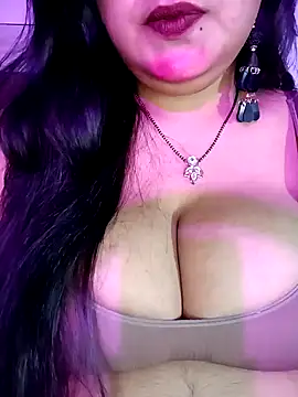 Suhanakhan00 online show from November 15, 8:15 am