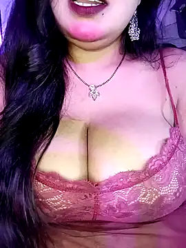 Snapshot of Suhanakhan00 chatting on October 18, 3:04 pm Suhanakhan00 online show from October 18, 3:04 pm