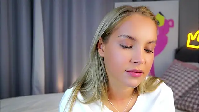 AftonConnett online show from November 18, 1:06 am