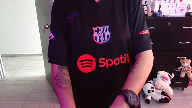 thomascooper7 online show from November 5, 8:14 pm