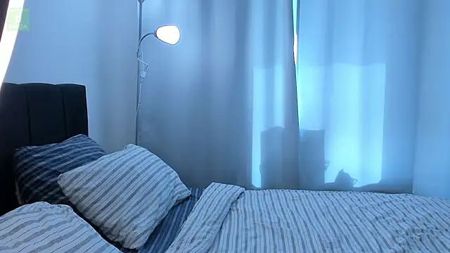 erika hoiree online show from April 25, 6:16 am