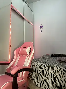 Tasha-Brooks online show from October 24, 6:59 pm