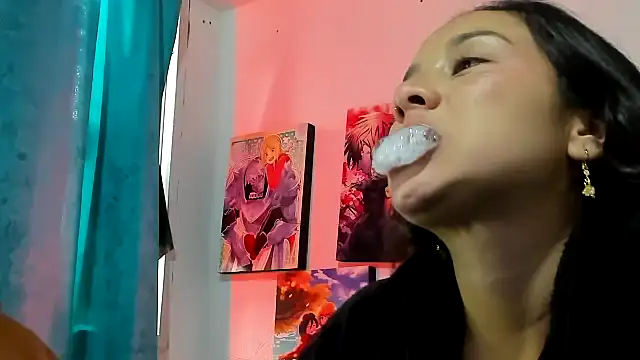 teffy lee online show from March 3, 8:59 pm