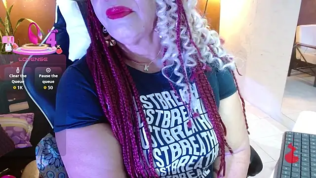 PervertedMature online show from January 18, 7:10 pm