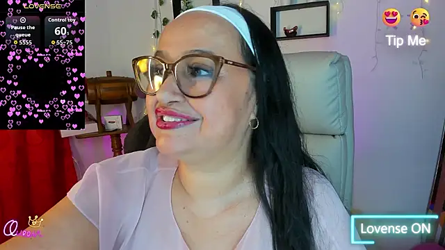 Gia Nahomi online show from March 2, 10:26 pm