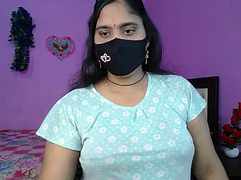 Hot Maleka online show from April 8, 1:41 am