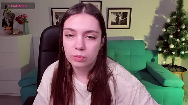 DaniellaLovely online show from January 6, 10:52 am