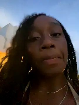 EscorpiLeoncita online show from November 16, 10:54 pm