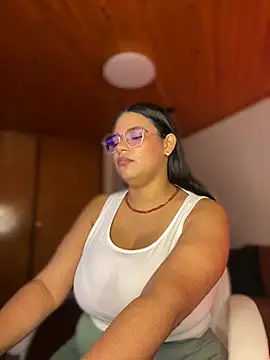 Isabella boobd online show from April 14, 7:36 pm