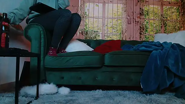 priselvis23 online show from January 5, 7:39 pm