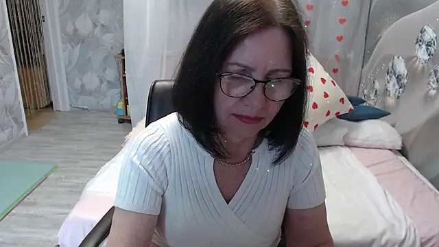 OlgaHottie online show from June 9, 1:38 am