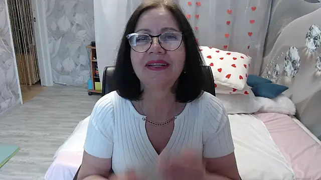 OlgaHottie online show from June 10, 2:00 am