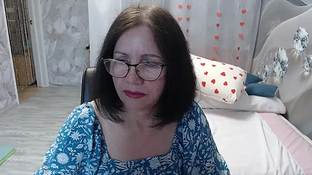 OlgaHottie online show from June 13, 11:57 pm