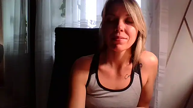 VelvetLove287 online show from March 3, 8:09 am