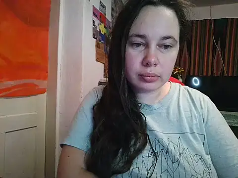 Cora Maro online show from January 5, 11:30 pm