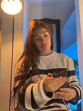 emmily d online show from April 10, 6:03 pm