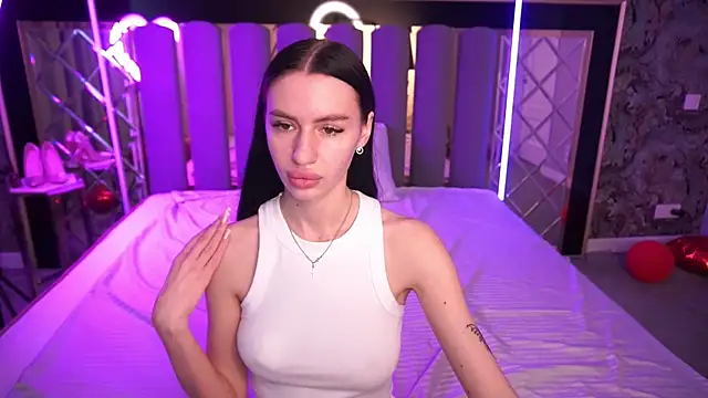 Snow WhiteeeX online show from March 30, 6:46 am