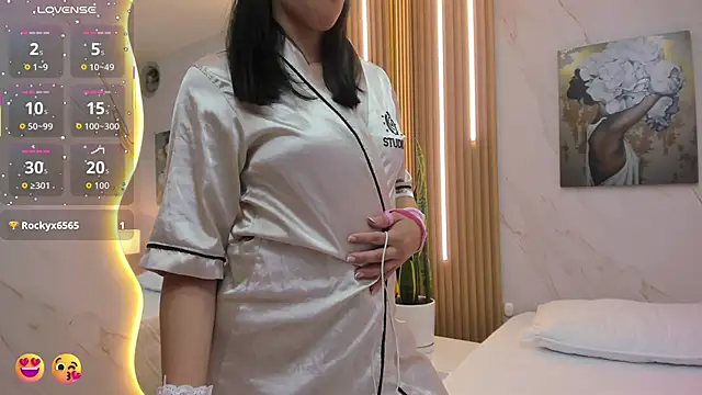 Sensual Sophie  online show from November 27, 11:51 pm