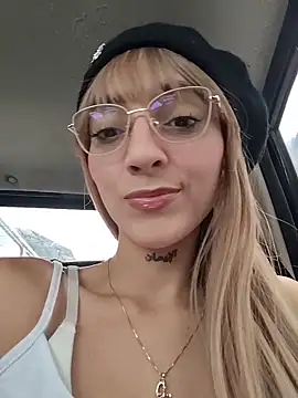 Dani-peggin online show from December 5, 2:51 pm