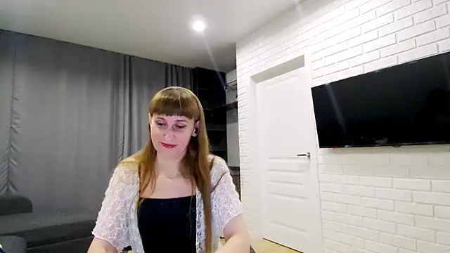 Daniella Lorente online show from November 25, 9:04 pm