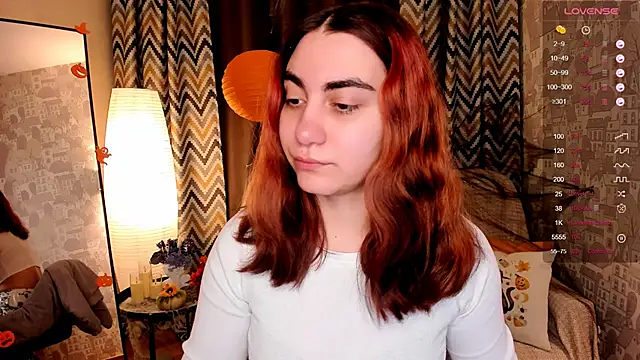 hannacheekss  online show from October 24, 2:18 am