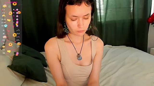 Emily Strikeee online show from September 26, 10:35 am