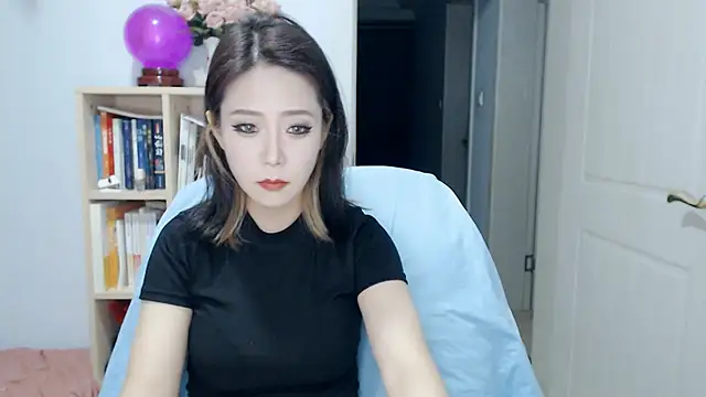 SuSushi728 online show from May 28, 3:54 pm