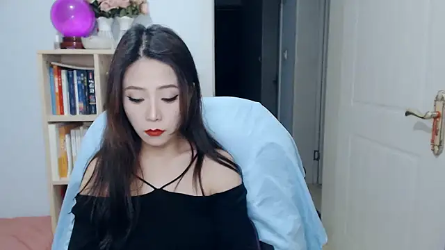 SuSushi728 online show from April 2, 4:48 pm