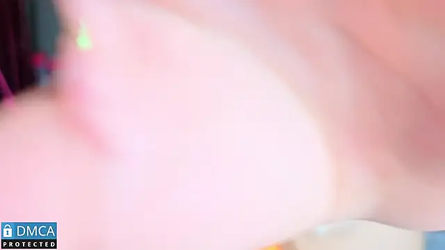 SolBeaumont1 online show from April 10, 10:49 pm