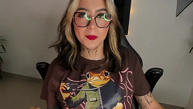 AnnikaMerliahh  online show from February 3, 1:27 pm