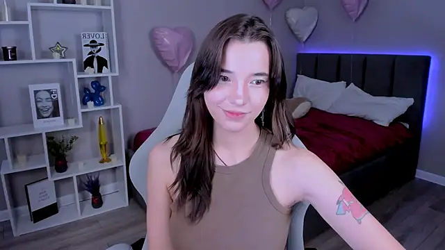 as1an girlfriend online show from March 17, 6:28 am