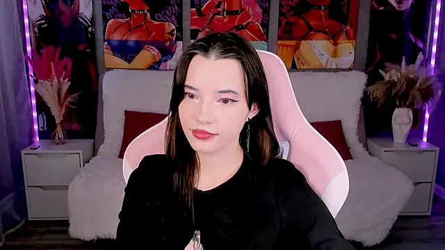 as1an girlfriend online show from February 5, 7:11 am