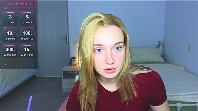 Wild Sophie  online show from October 10, 6:24 pm