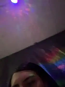 Hilary pinkk online show from February 1, 7:40 am