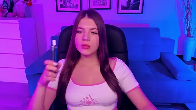 BellaSweetHeart online show from October 20, 11:46 am