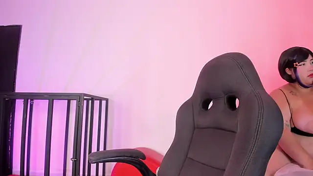 AmberiniHoffman online show from April 14, 12:16 pm