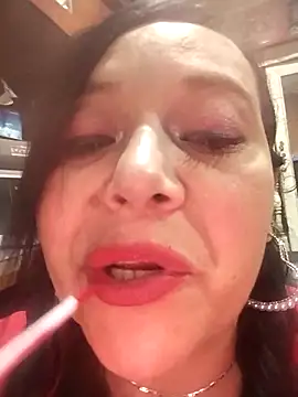 sara pineros online show from September 8, 6:40 pm