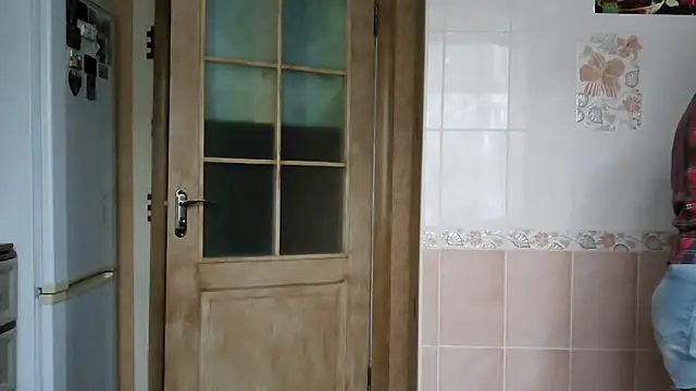 Ettie Tonia online show from December 21, 11:14 am