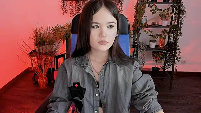 Elainebeness online show from January 6, 7:28 pm