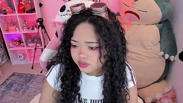 anyburkee online show from December 19, 3:10 am