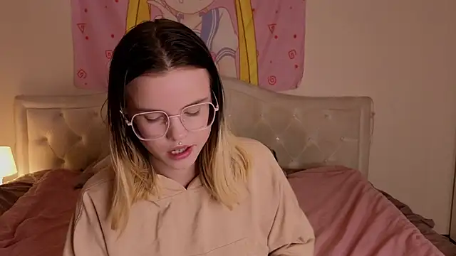 HanaMitsuri online show from November 15, 8:48 am