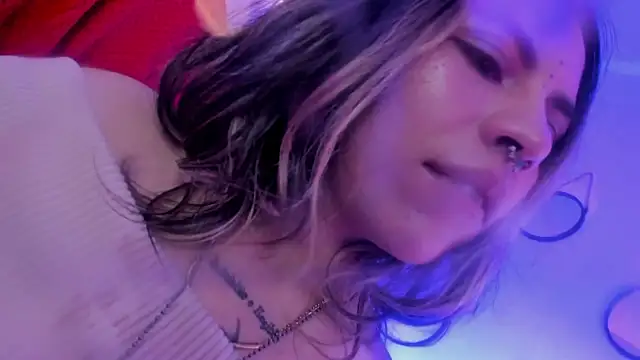 delilah fix online show from March 25, 9:50 pm