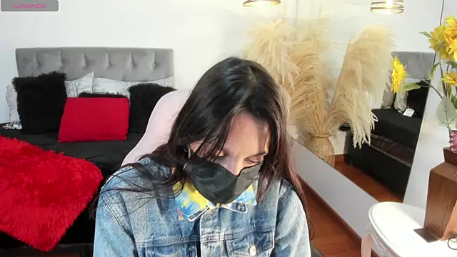 Nami sunny online show from January 13, 7:07 pm