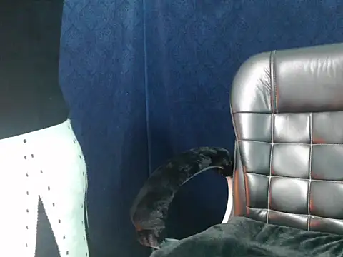 Yashi online show from December 22, 2:42 pm