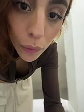 Katee Jones online show from July 13, 8:20 pm