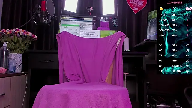 Raissa sky26 online show from January 19, 3:35 am