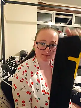 Bunny Cummings online show from September 14, 11:02 pm