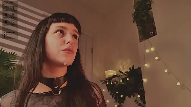 MichaellaMoon online show from January 17, 7:54 pm